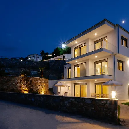 Hillside - Pnoe Villa *