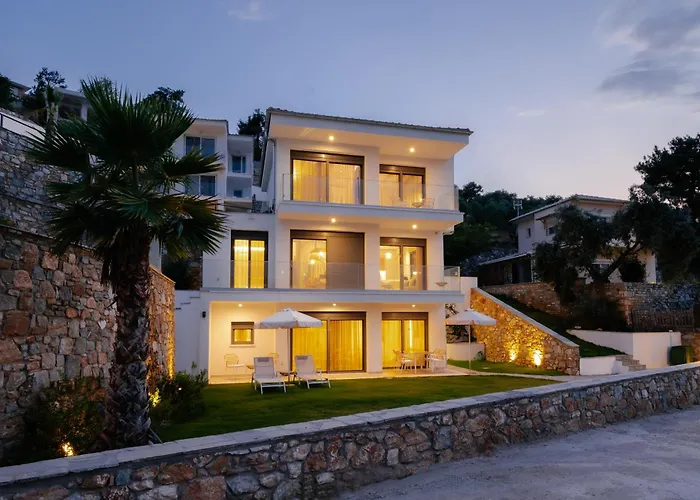 Hillside - Pnoe Villa *