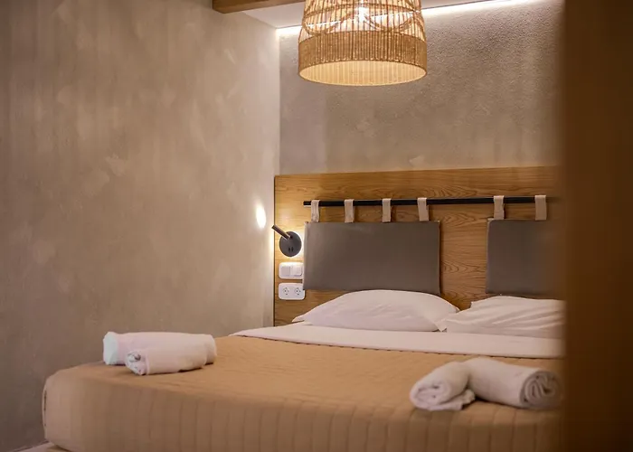 Hillside - Pnoe Villa *